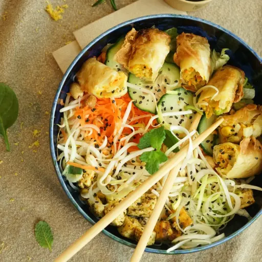 Plateau repas "Bò bún au poulet" 