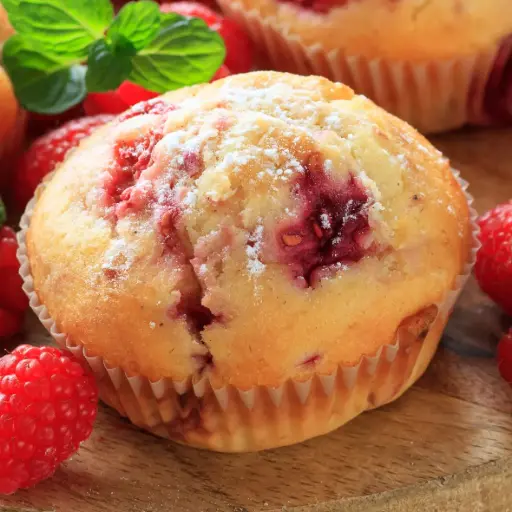 Muffin au chocolat blanc et framboises